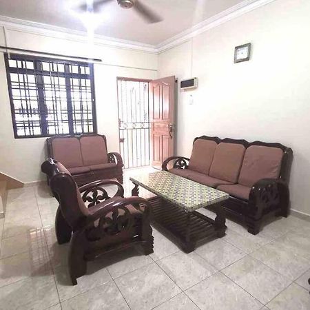 Fun Beach Homestay Mersing Luaran gambar
