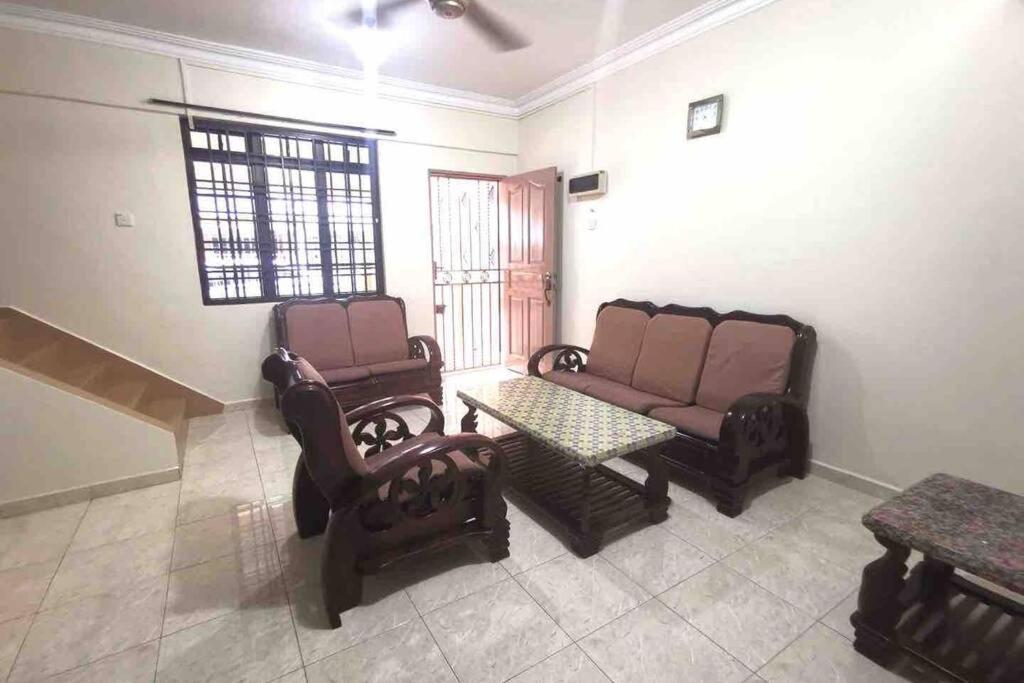 Fun Beach Homestay Mersing Luaran gambar